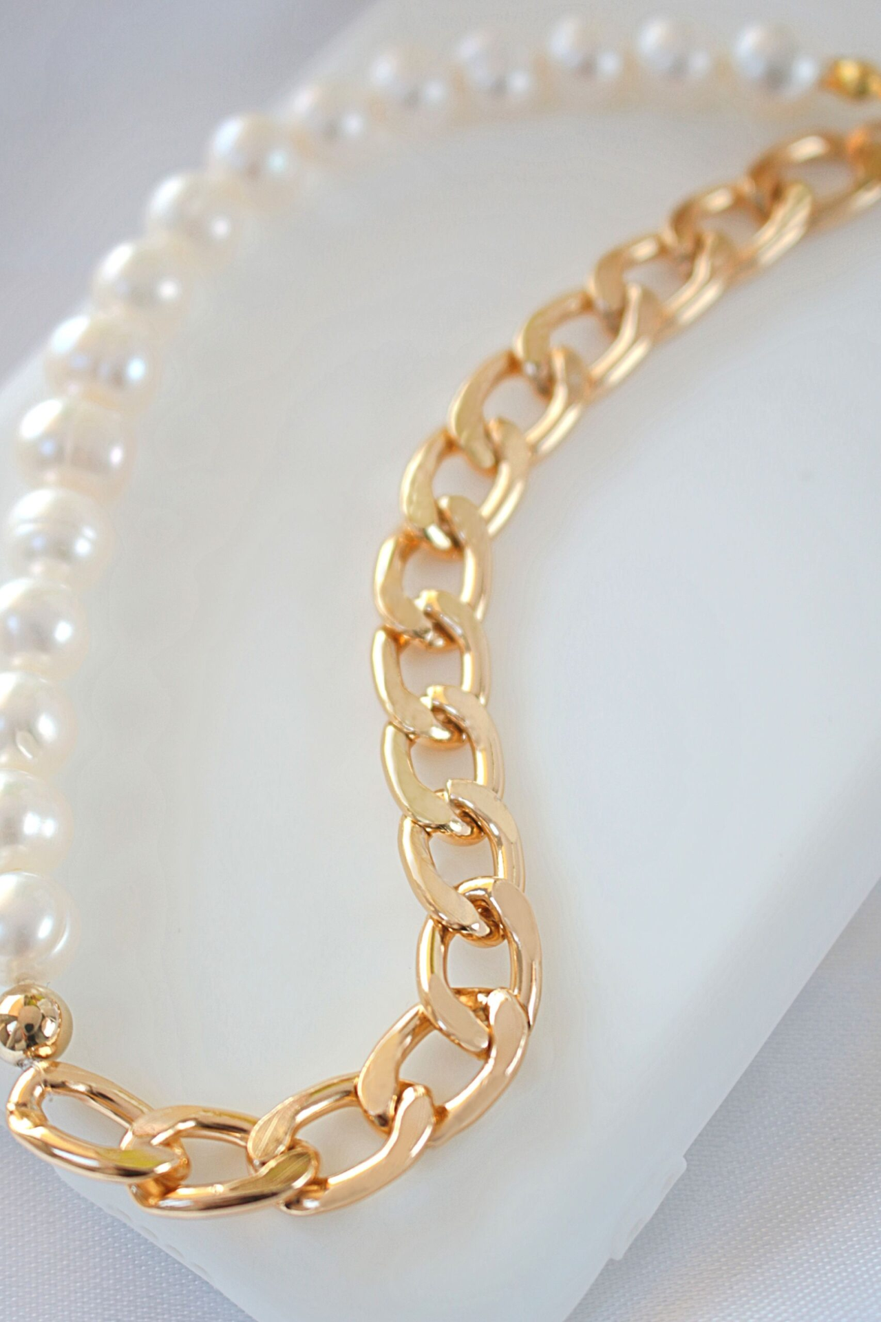 18K Chain & Freshwater Pearls Duo Phone Lanyard