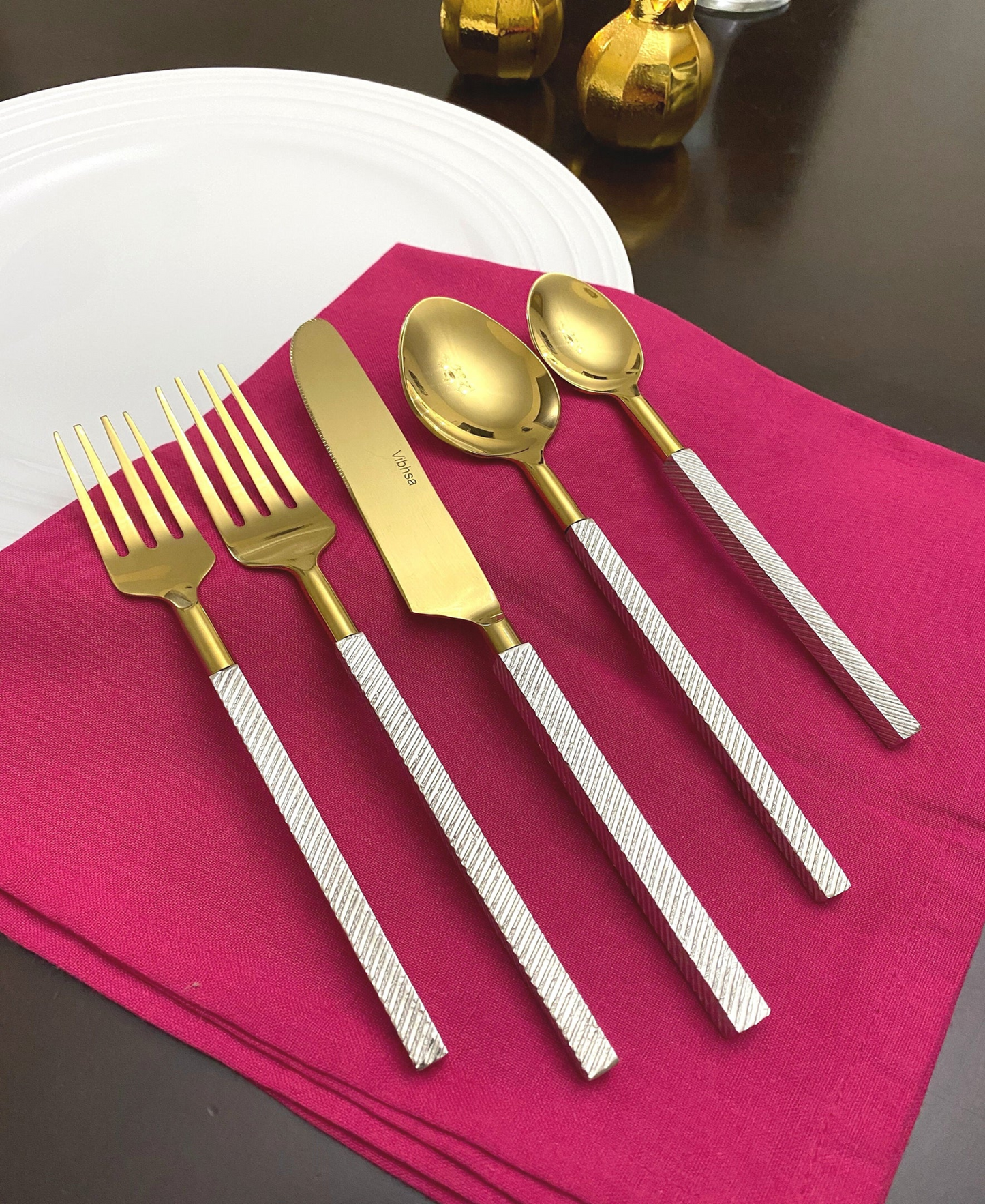 Modern Stailness Steel Flatware Set of 20 PC