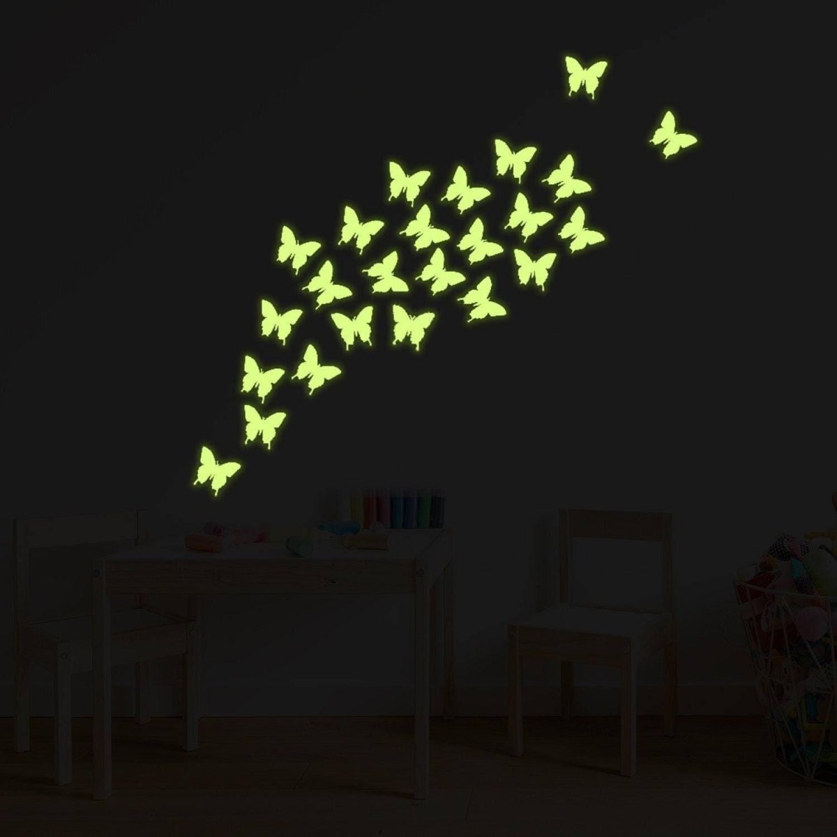 24x The Flying Butterfly Glow At Night Decal - Glowing Vinyl In Dark Sticker Butterflies - Art Wall Elements Of Nature Illustration Decor