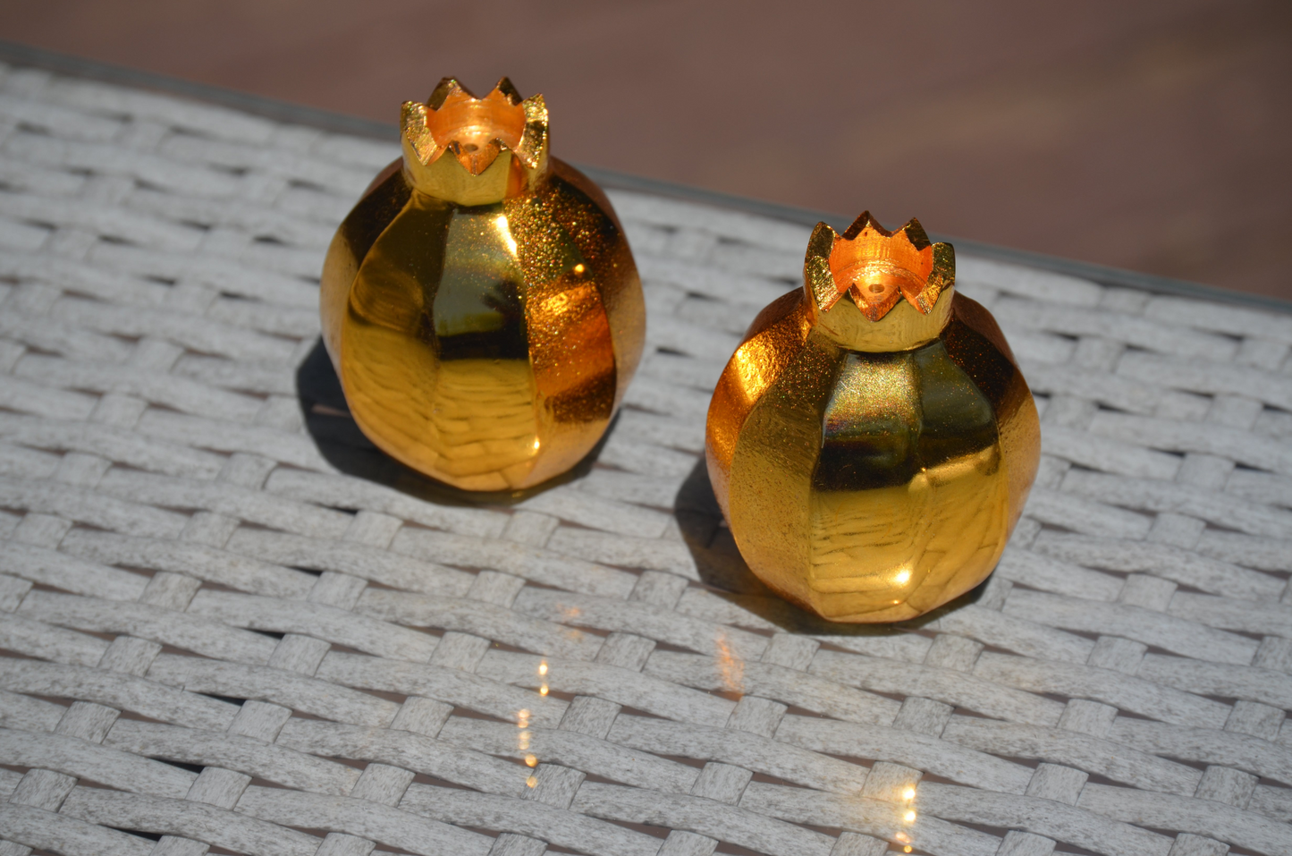 Pomegranate Salt and Pepper Shakers (Golden)