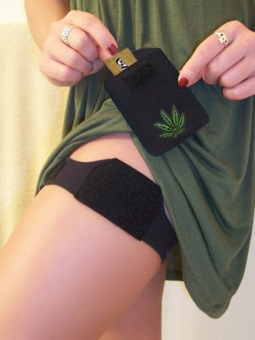 PortaPocket Essentials with Design ~ fun wearable wallets for ID/cards & more