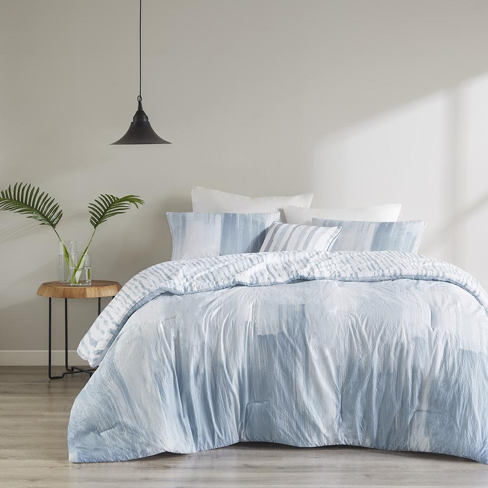 4 Piece Oversized Reversible Seersucker Comforter Set