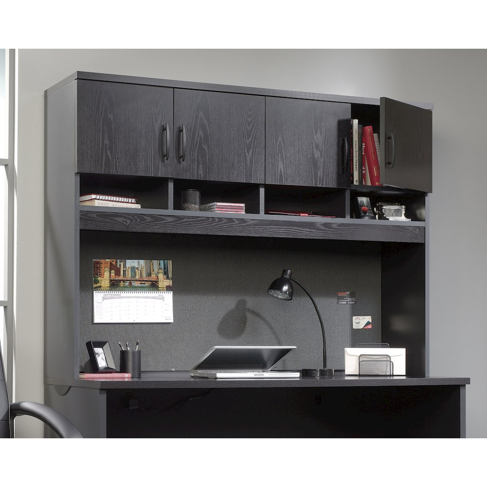 Hutch in Engineered Wood
