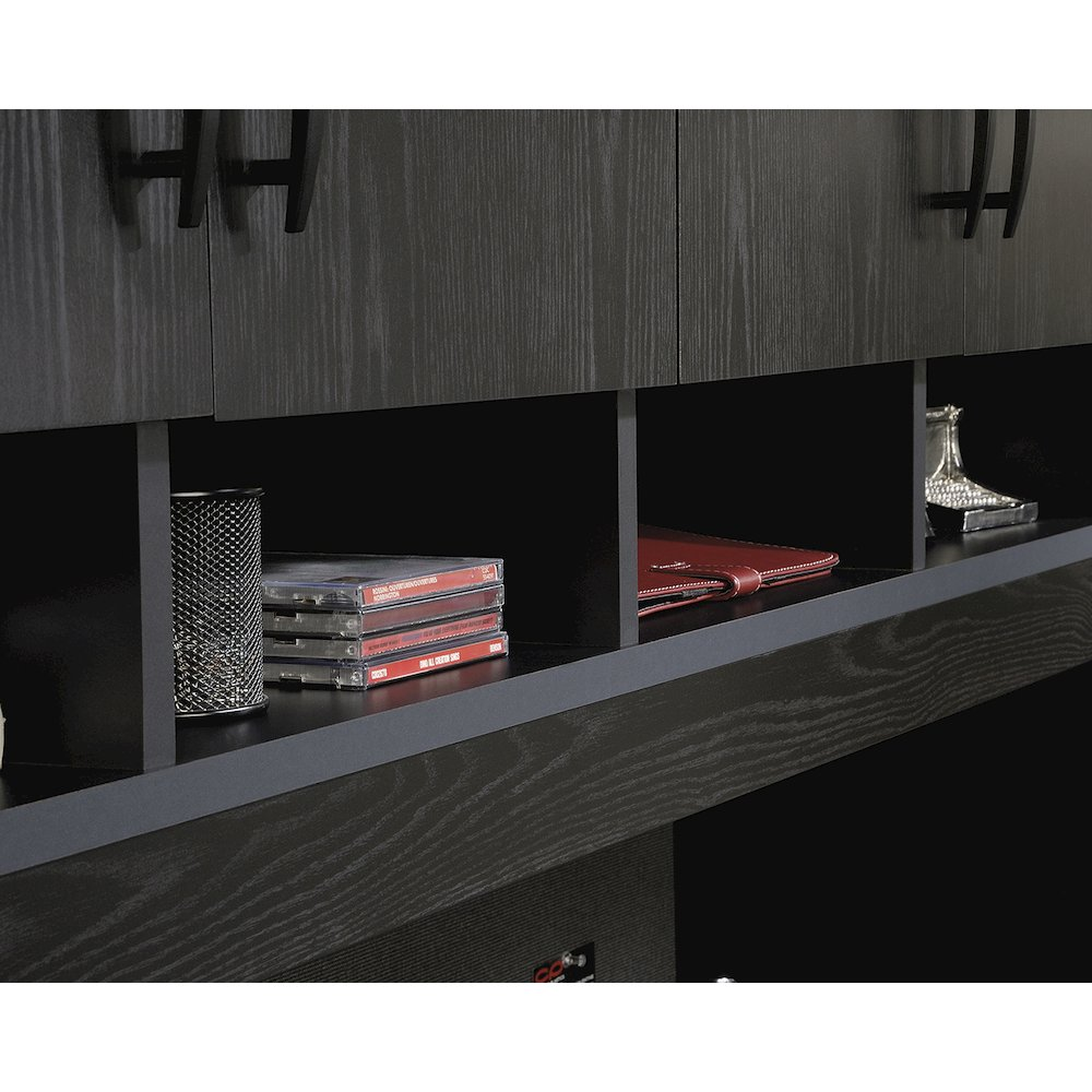 Hutch in Engineered Wood