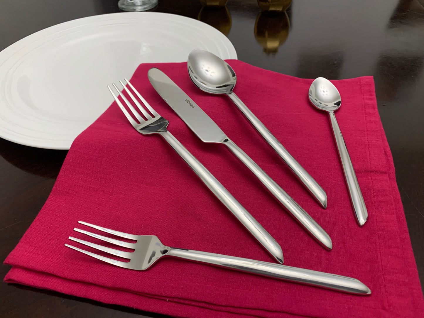 Flatware set of 20 Pieces Silver Design Unique Handle Stainless Steel