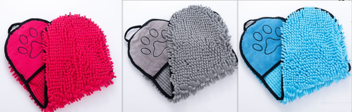 a grey mitt with a paw print