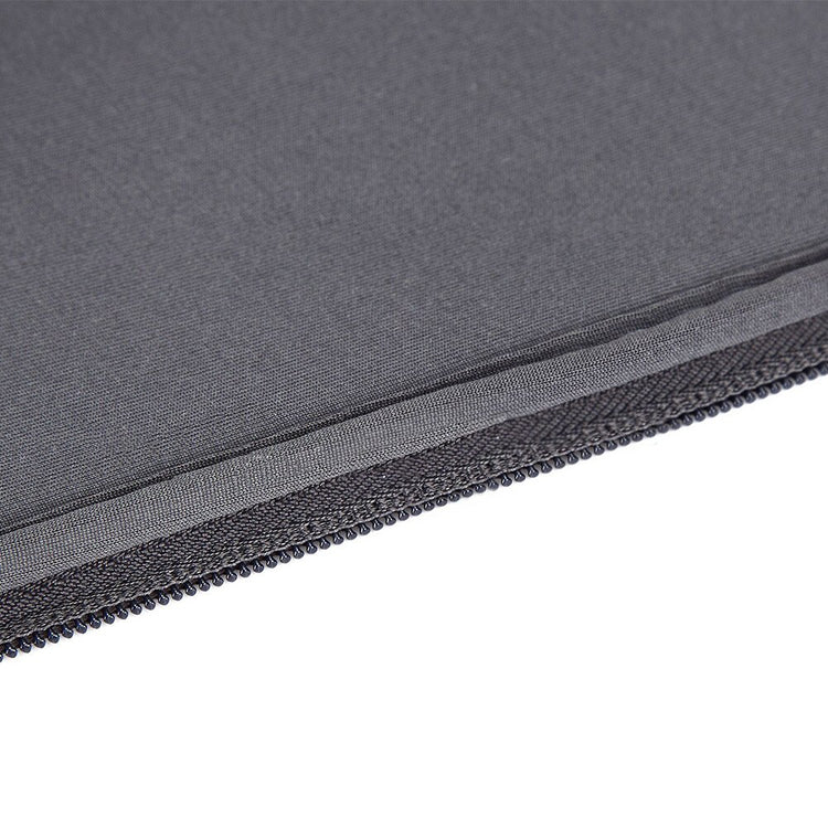 a close up of a zipper