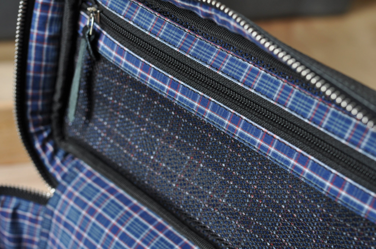 zippers on a bag