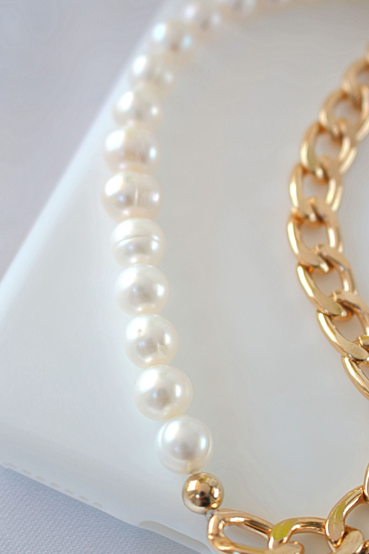 18K Chain & Freshwater Pearls Duo Phone Lanyard