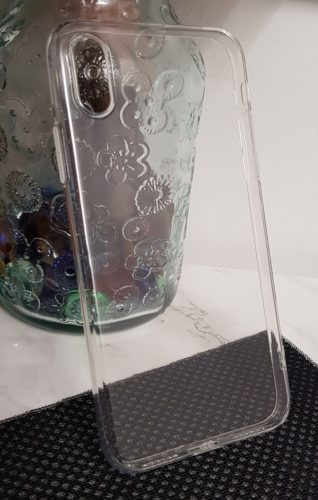 a clear phone case with a clear plastic case