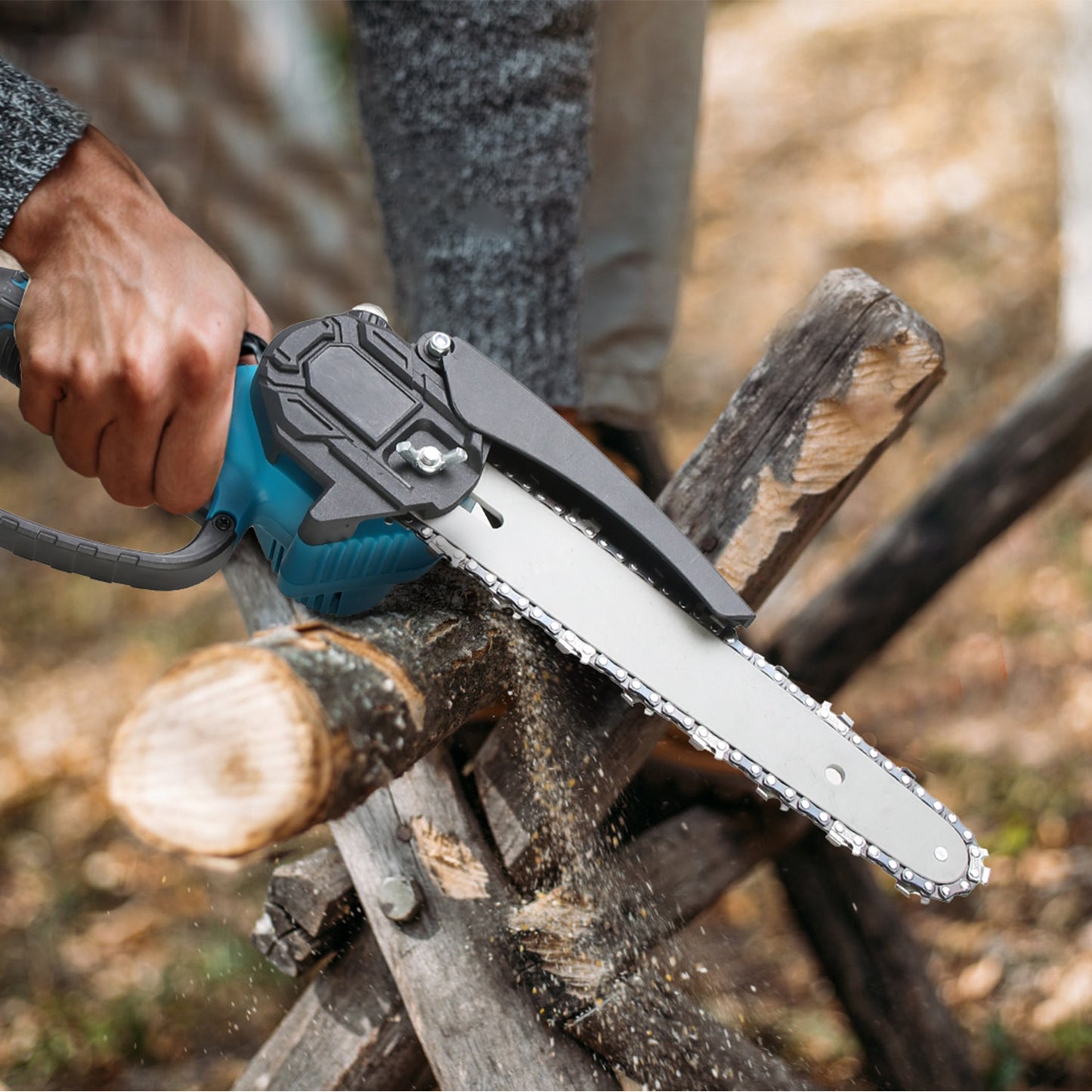 1Pc 2 In 1 8in Cordless Electric Pole Saw And Mini Chainsaw With Extension Poles 2Pcs 21V 3.0Ah Batteries Adjustable Length Chain Saw With Auto Oiler Safety Switch For Wood Cutting