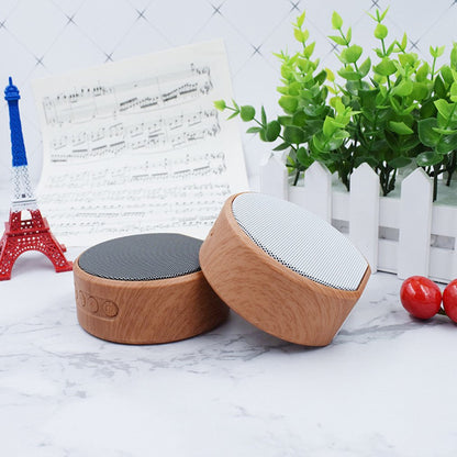 Wireless plug-in stereo