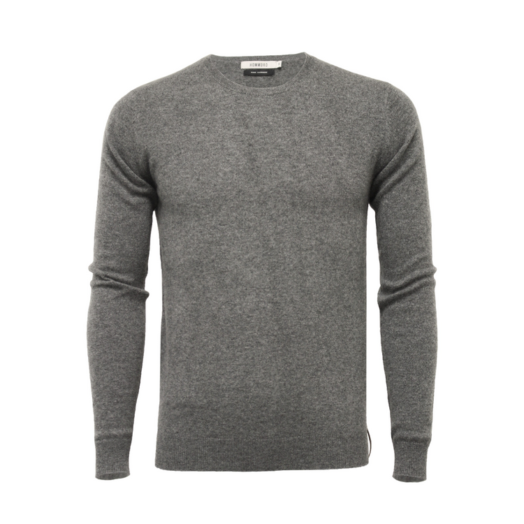 a grey sweater with long sleeves