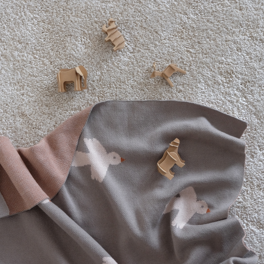 Organic Cotton Knitted Blanket / Little Birdie Olive
