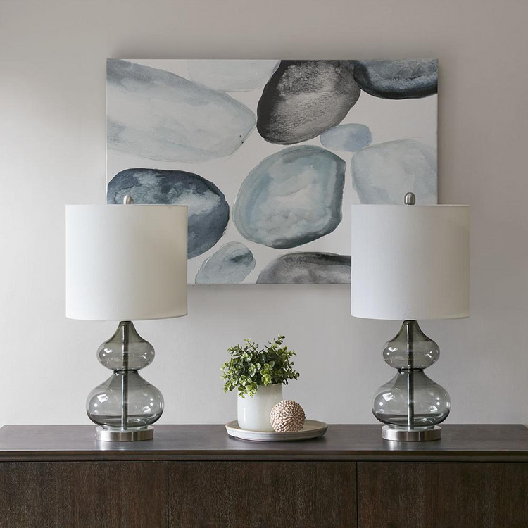 a table with lamps on it