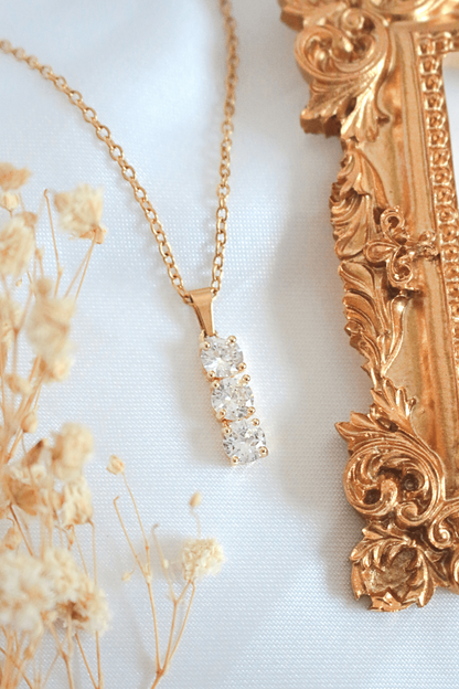 "Marylin" | 24K CZ Drop Necklace