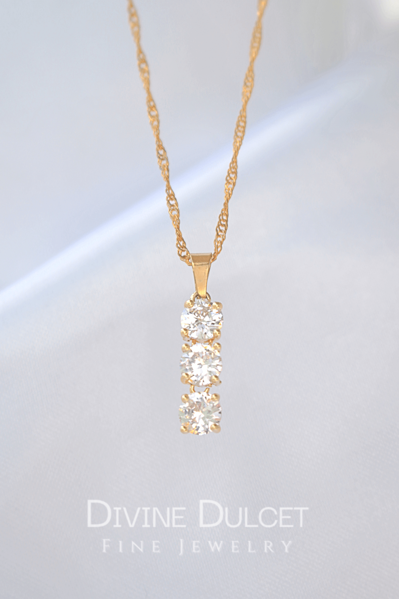 "Marylin" | 24K CZ Drop Necklace
