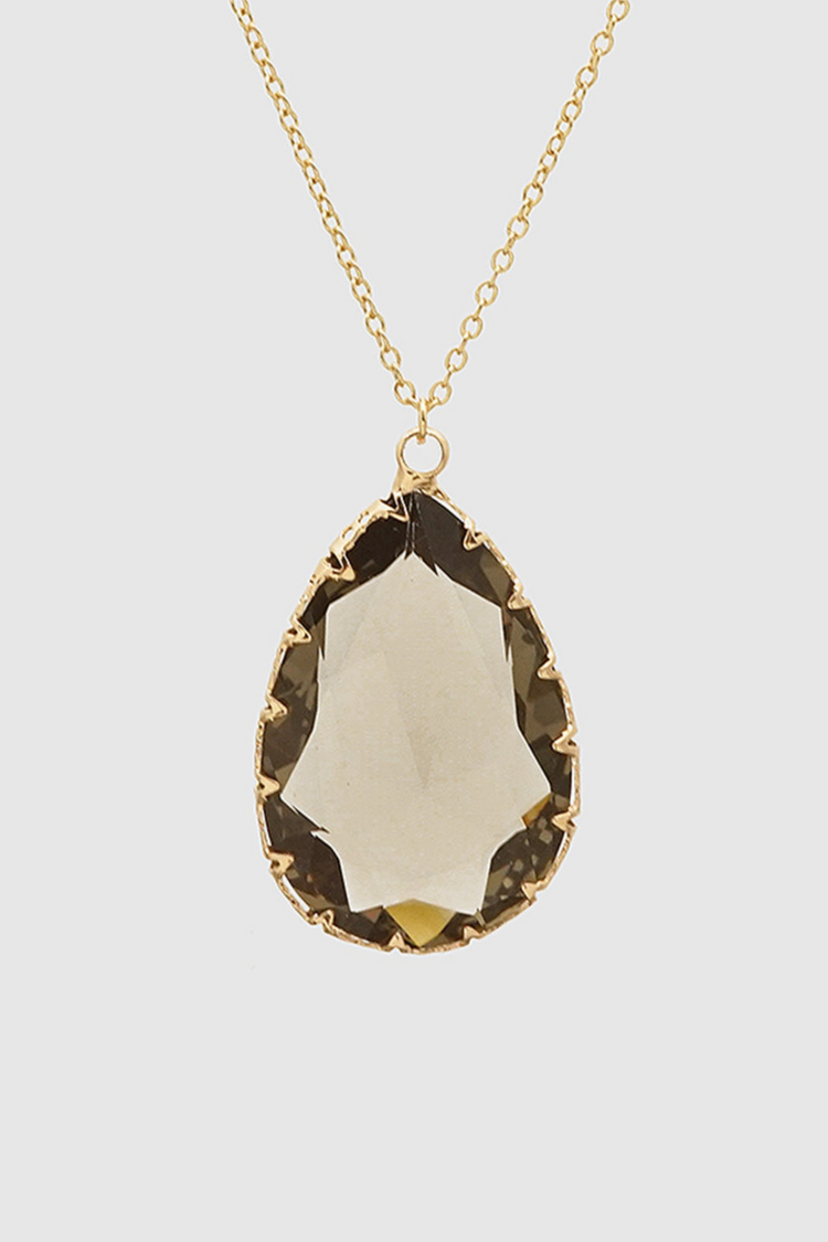a close up of a necklace
