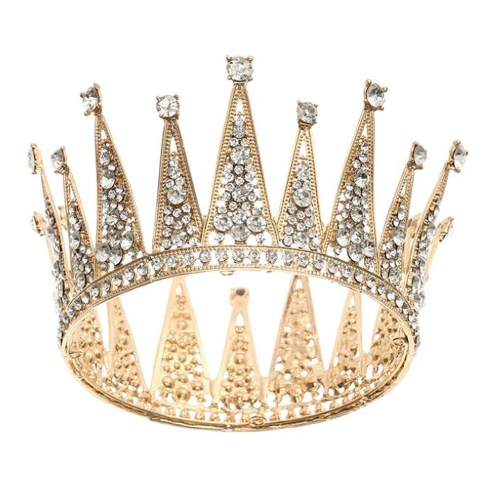 a gold crown with diamonds