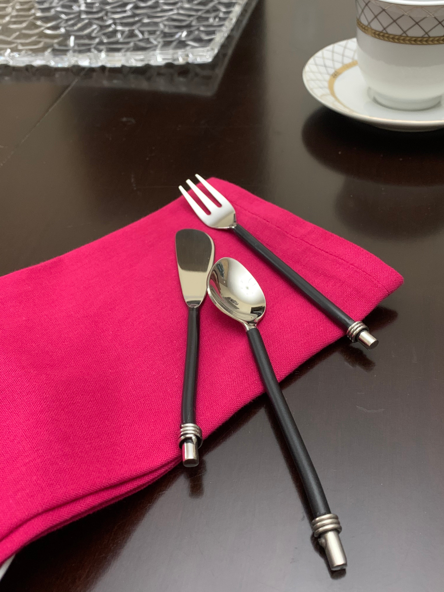 Vibhsa Black Silverware 18 Pc's Breakfast Set (Service for 6)