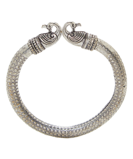 Antique Norse Peacock Head with Dotted Pattern Viking Bracelet