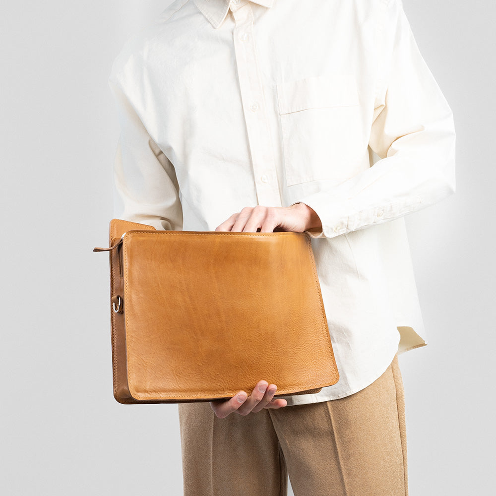 Leather bag for laptop - The File