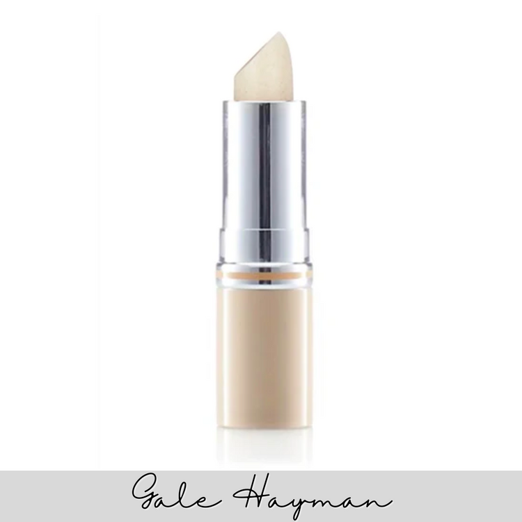 a close up of a lipstick