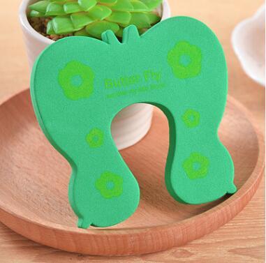 a green object on a plate