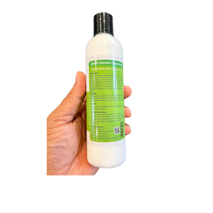 Healthy Paw Life's Flea and Tick Shampoo for Dogs and Cats - Powered by Natural Essential Oils