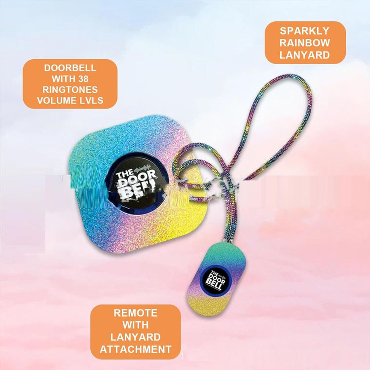 a close up of a key chain