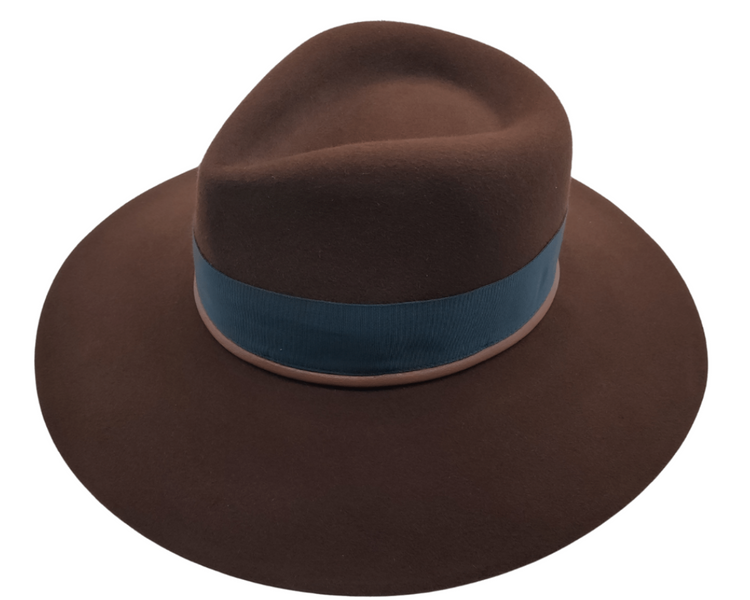 a brown hat with a blue band