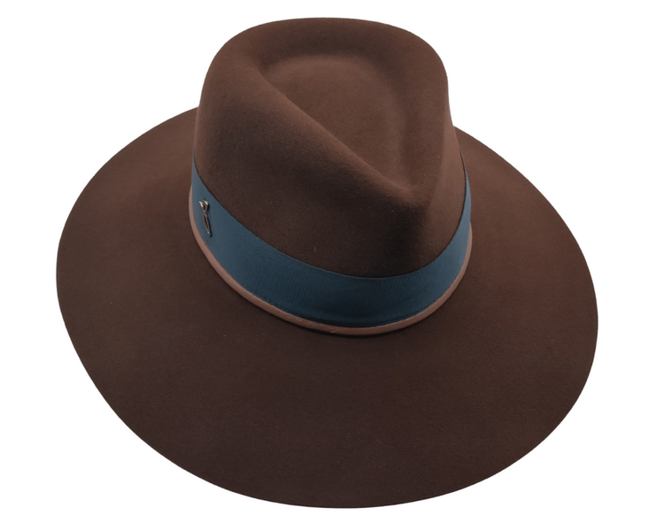 a brown hat with a blue band