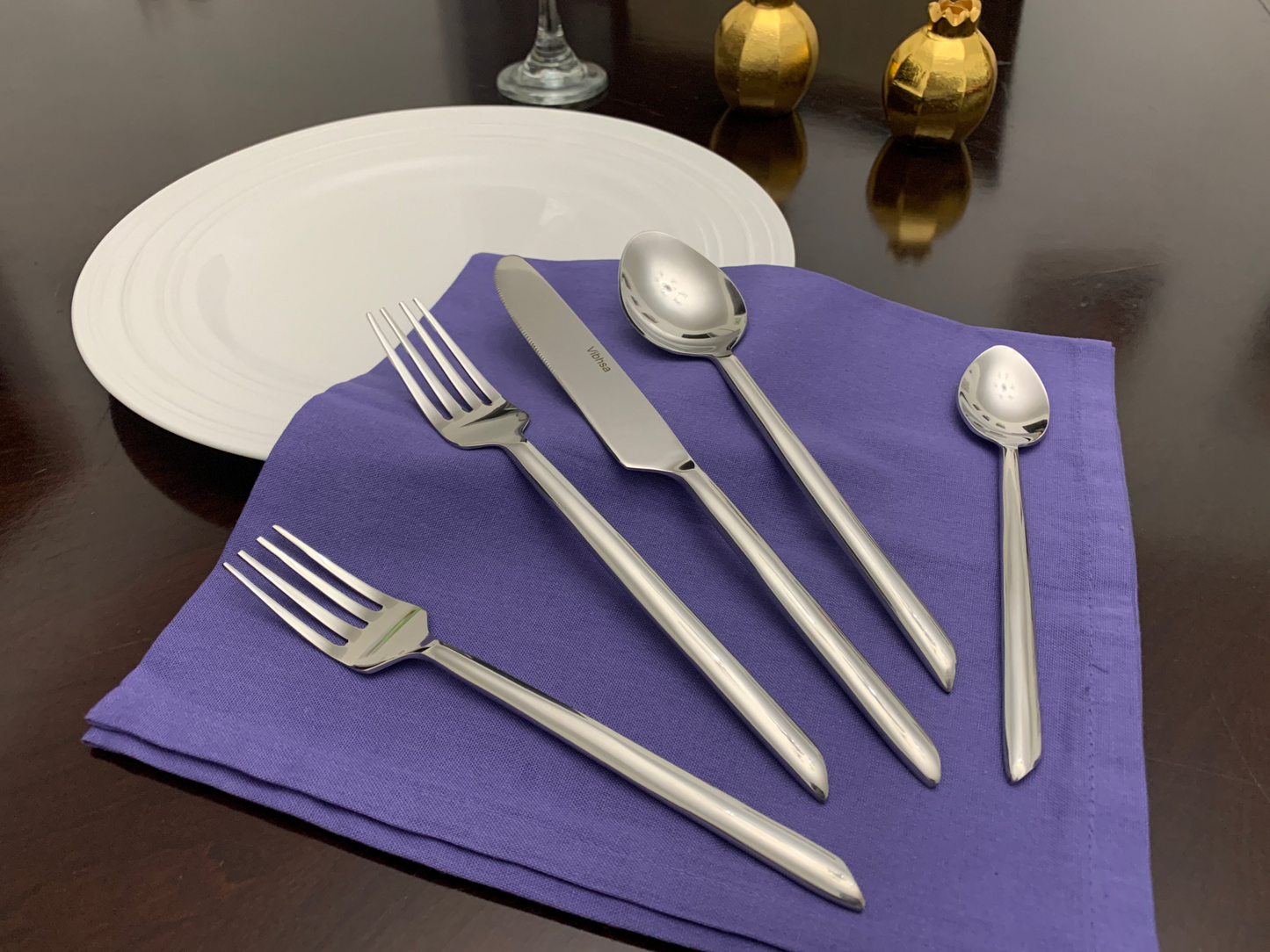 Flatware set of 20 Pieces Silver Design Unique Handle Stainless Steel