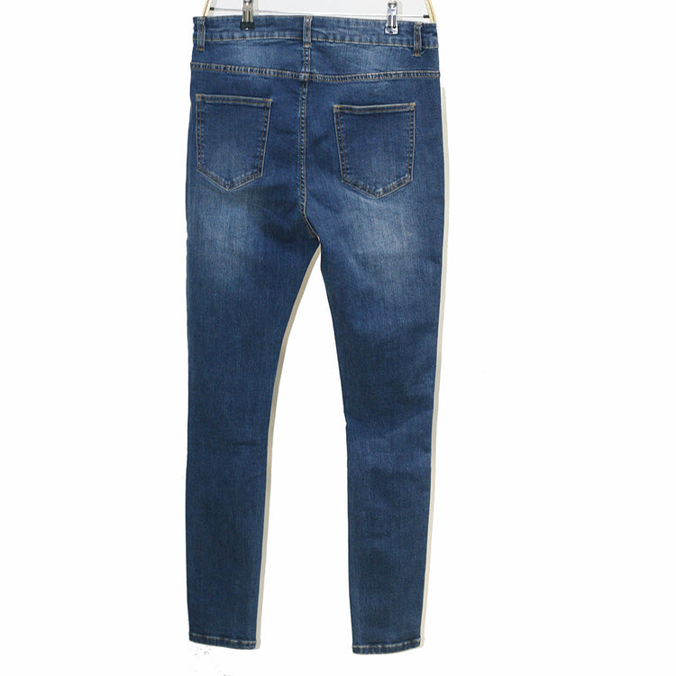 a pair of blue jeans
