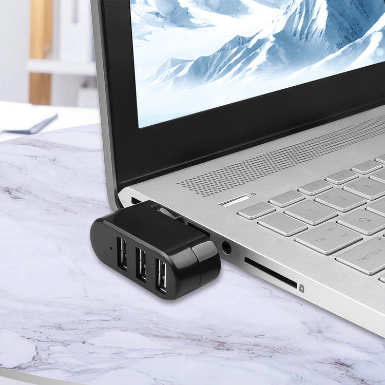 a usb port on a laptop