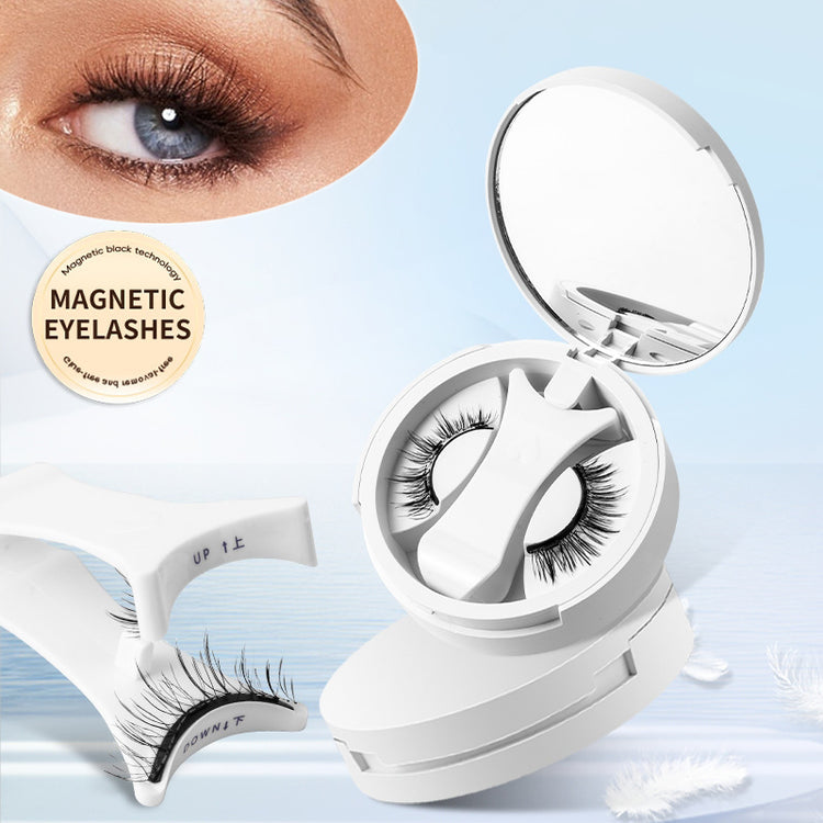 a eye with a mirror and a pair of eyelashes
