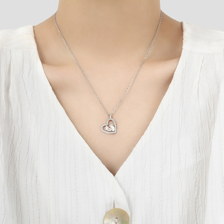 a person wearing a necklace